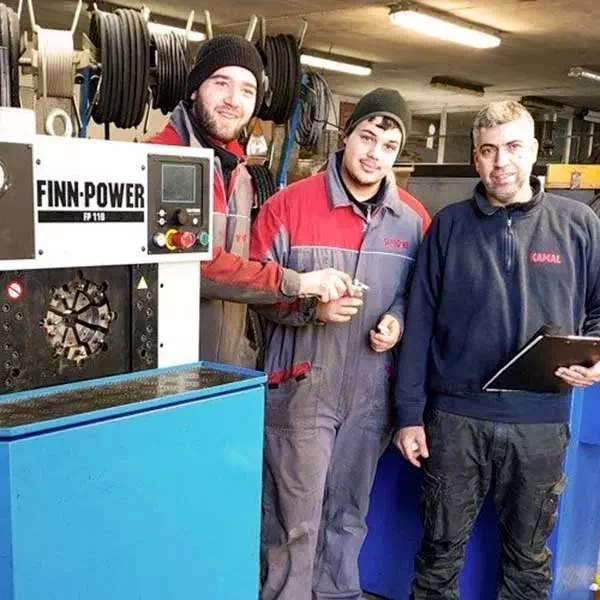 centro-realizzazione-componenti-per-sistemi-oleodinamici-mezzi-pesanti-industriali